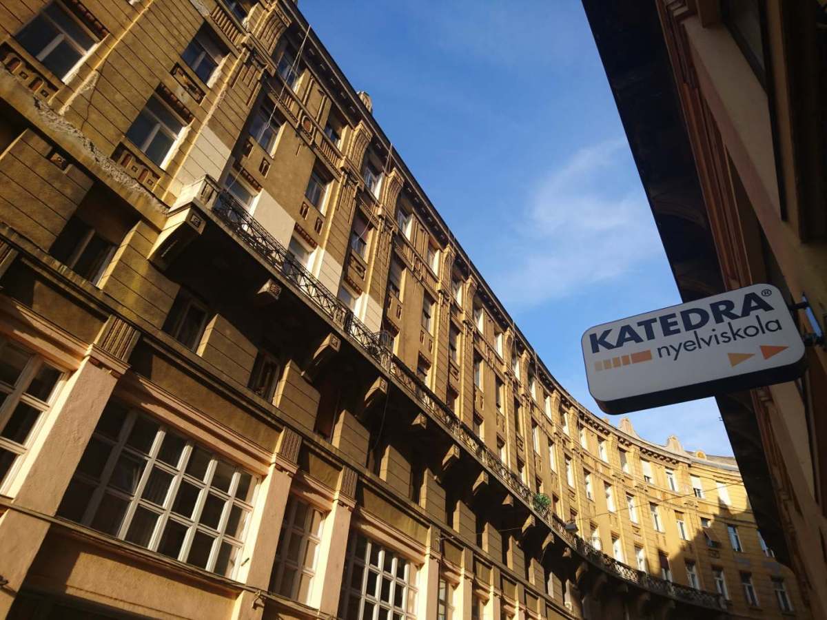 Coaching szemléletű nyelvoktatás a Katedra Nyelviskolában – beszélgetés Nagy Zoltán ügyvezető&nbsp;igazgatóval