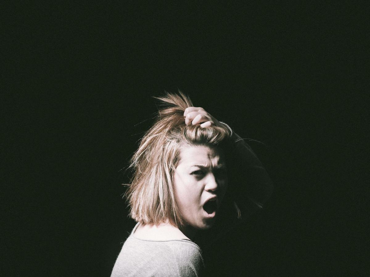 Toxic women: how to recognize them & what to do about&nbsp;it